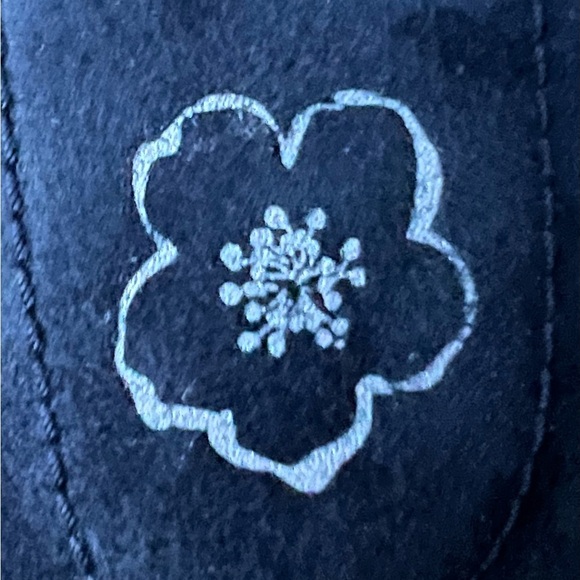 Black Jeweled T-Strap Sandals with Crystal Accents – Approx. Size 7 - Picture 2 of 4